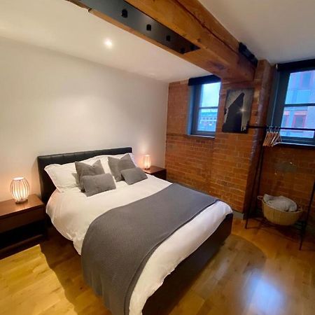 Stewart Docks Apartment Глостер Экстерьер фото