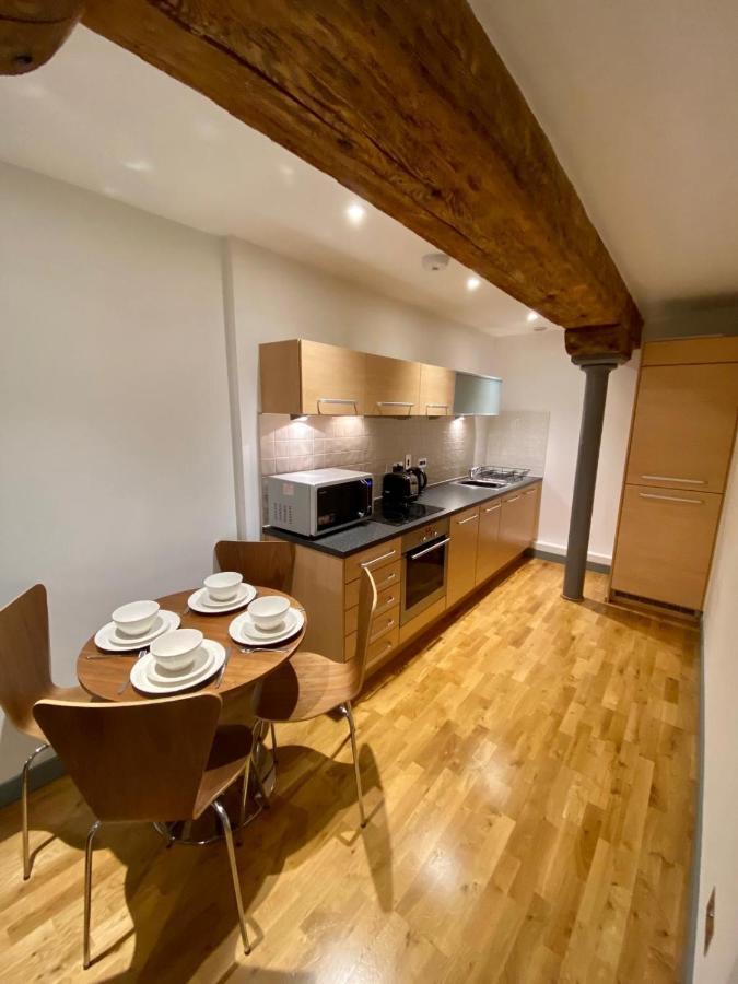 Stewart Docks Apartment Глостер Экстерьер фото